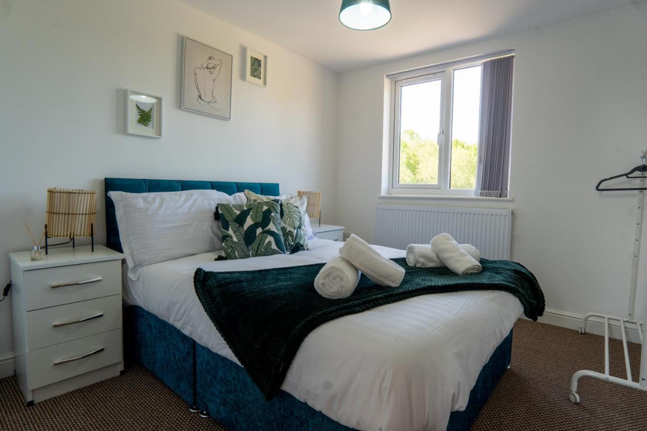 Heartland House, 7 Spacious Bedrooms Sleeps 4 Plus, Near Nec, Jlr,Bhx Birmingham Kültér fotó