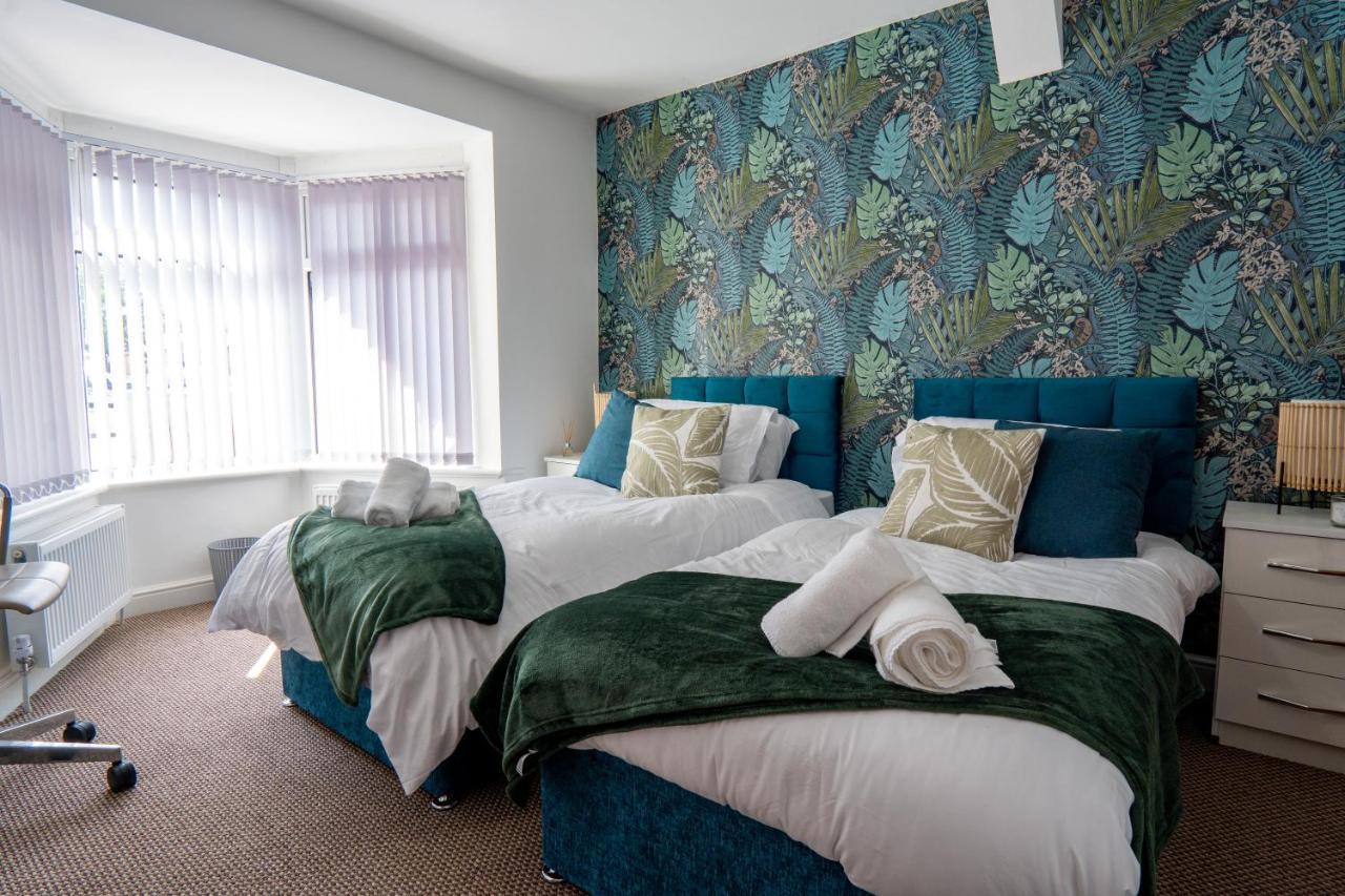 Heartland House, 7 Spacious Bedrooms Sleeps 4 Plus, Near Nec, Jlr,Bhx Birmingham Kültér fotó